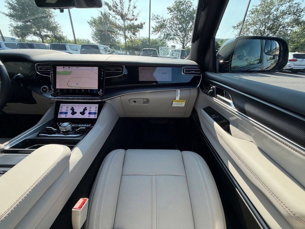 New 2026 Jeep Grand Wagoneer Summit w/ Premium Group III AWD/4WD image 15