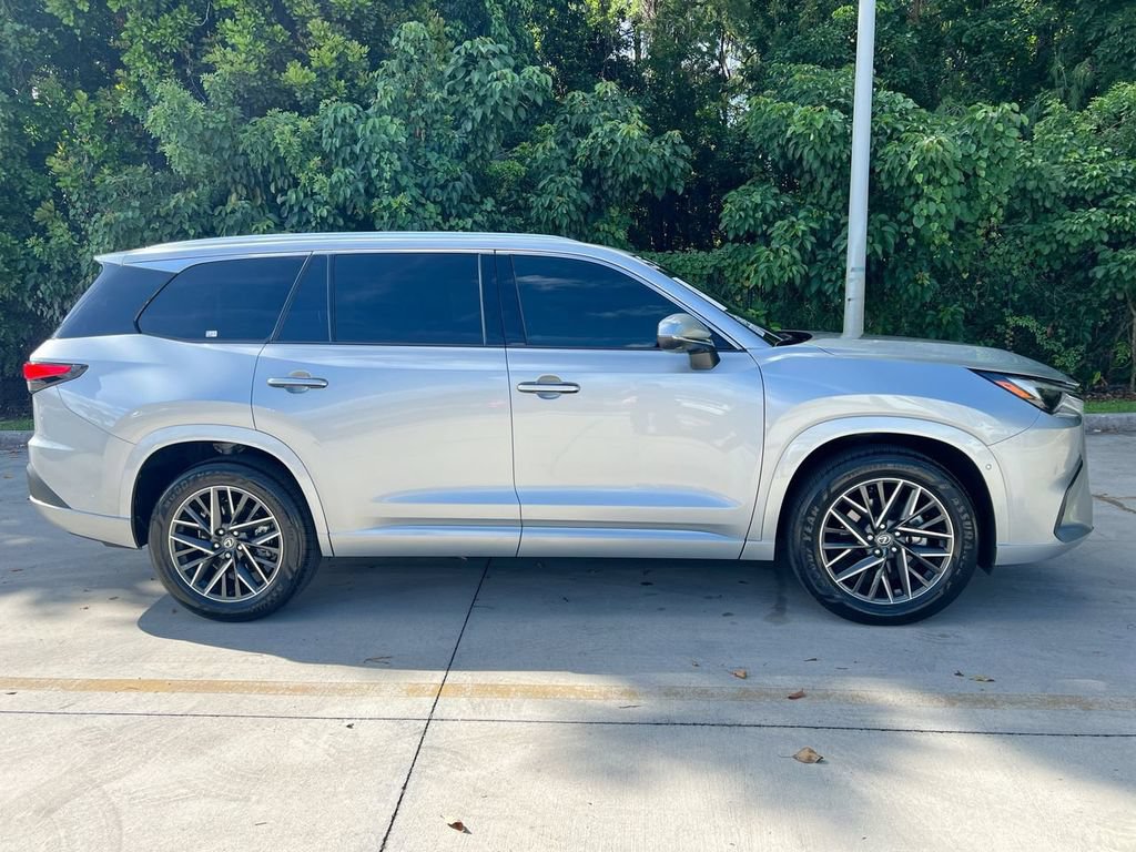 Certified 2025 Lexus TX 350 AWD w/ Technology Package image 8