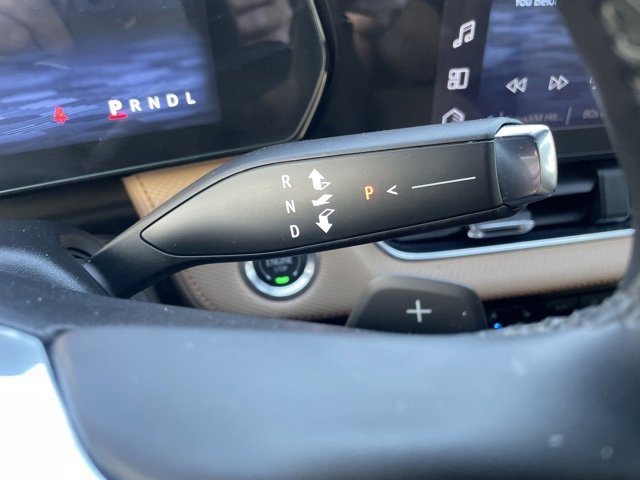Used 2025 Chevrolet Equinox ACTIV w/ Safety and Technology Package image 20