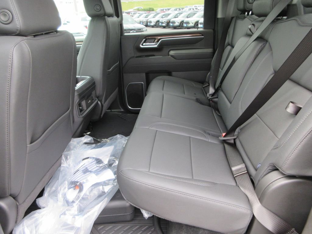 New 2026 Chevrolet Silverado 3500 LT w/ Trail Boss Package AWD/4WD image 17