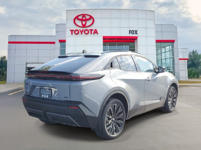 New 2026 Toyota C-HR AWD/4WD image 4