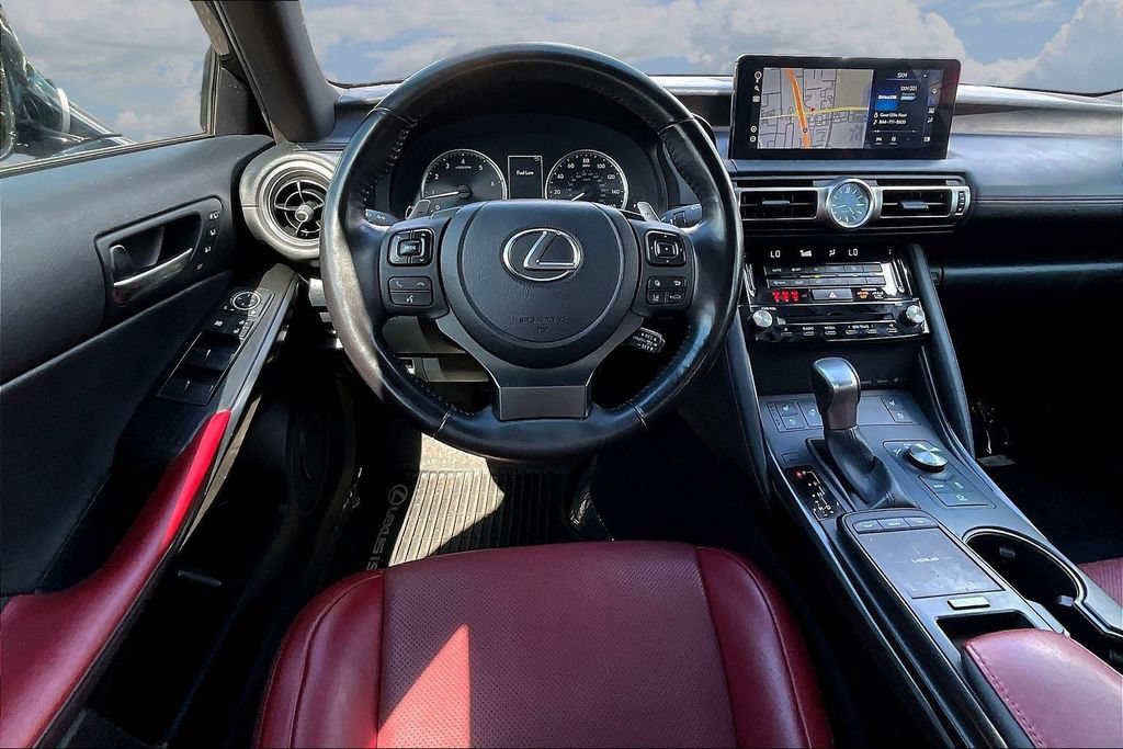 Used 2022 Lexus IS 300 AWD w/ Premium Package image 8