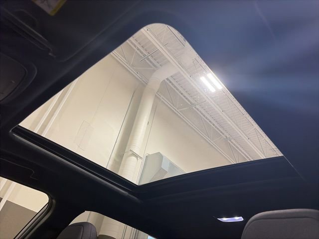 Certified 2025 Subaru Forester Premium image 9