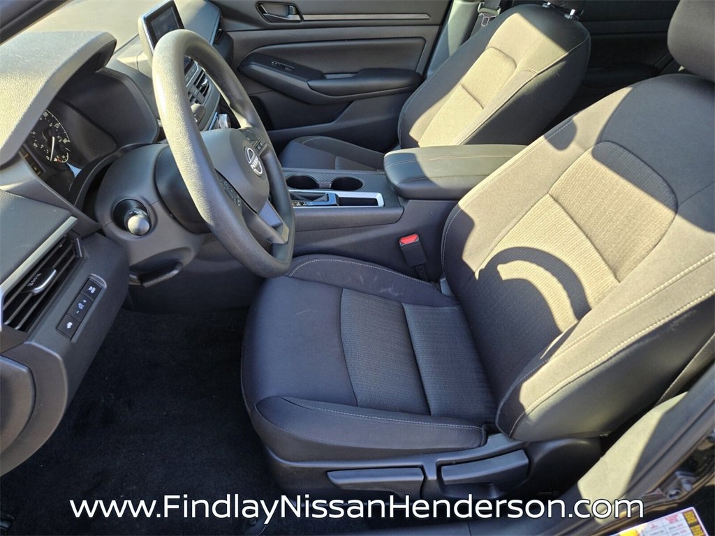 Used 2025 Nissan Altima 2.5 S image 11