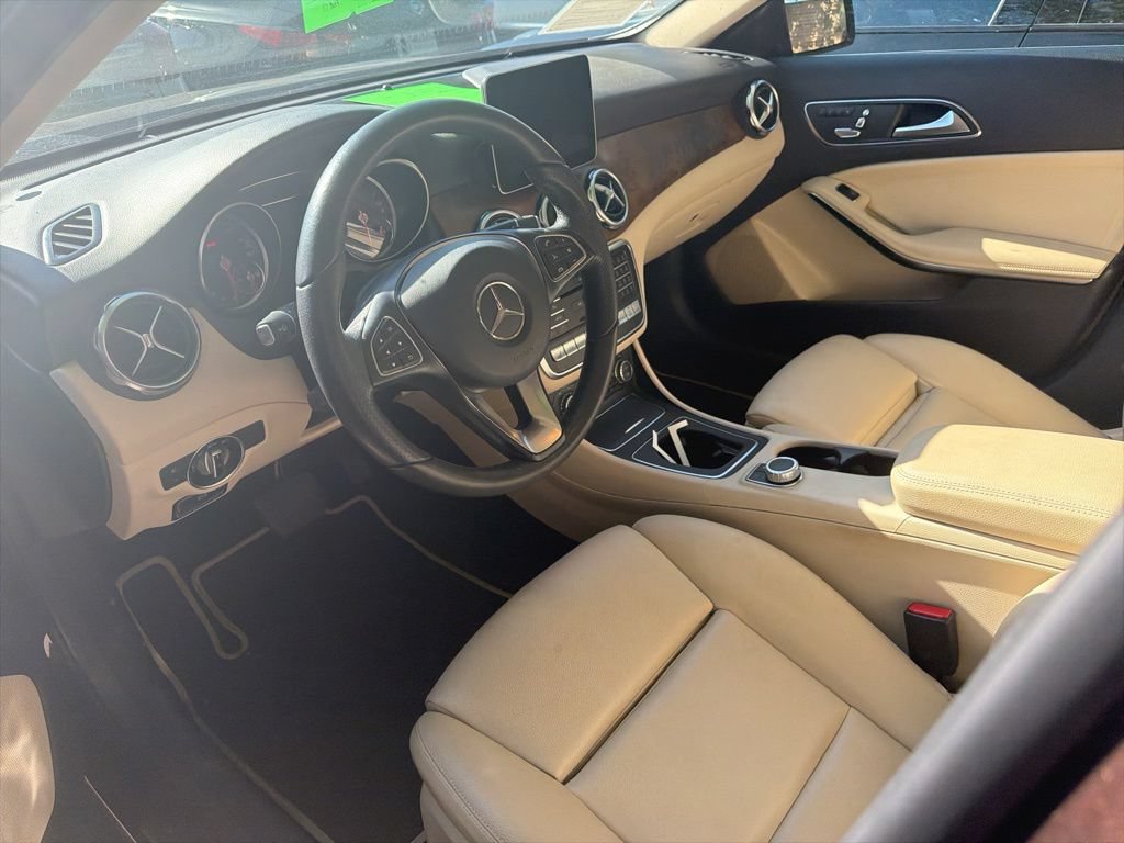 Used 2018 Mercedes-Benz GLA 250 4MATIC image 10
