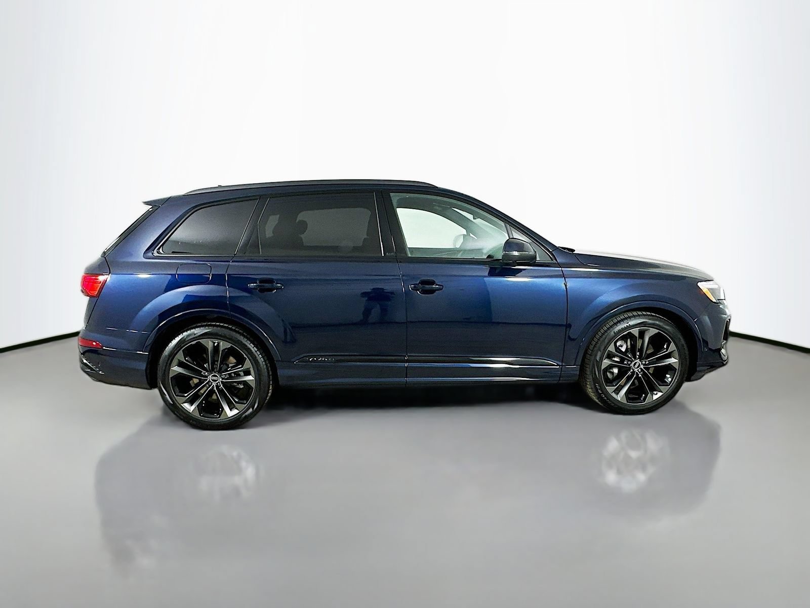 New 2026 Audi Q7 3.0T Prestige AWD/4WD image 4