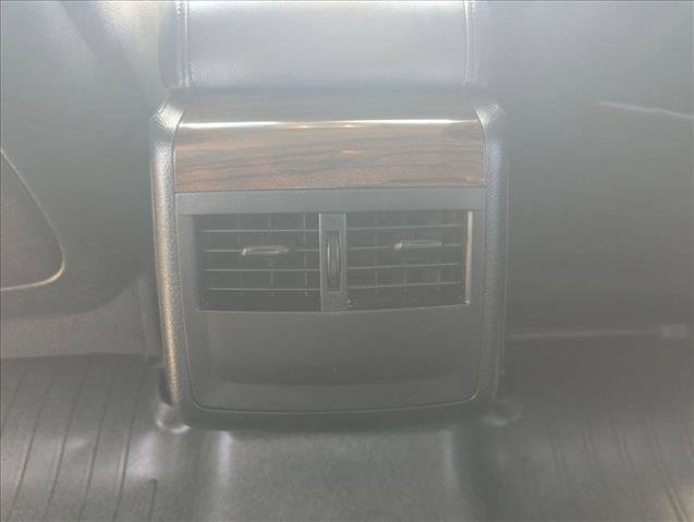 Used 2013 Toyota Avalon XLE Premium FWD image 15