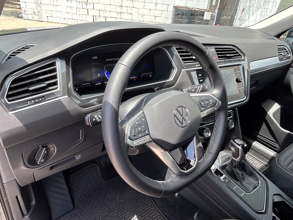 Certified 2024 Volkswagen Tiguan S FWD image 18