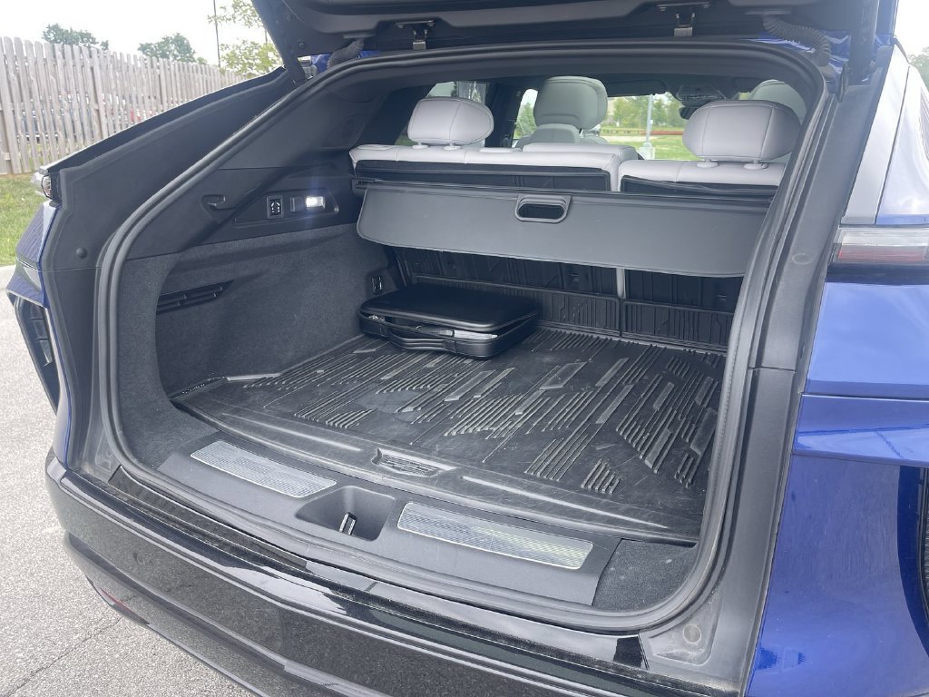 Certified 2024 Cadillac Lyriq Sport w/ LPO, Floor Liner Package AWD/4WD image 6