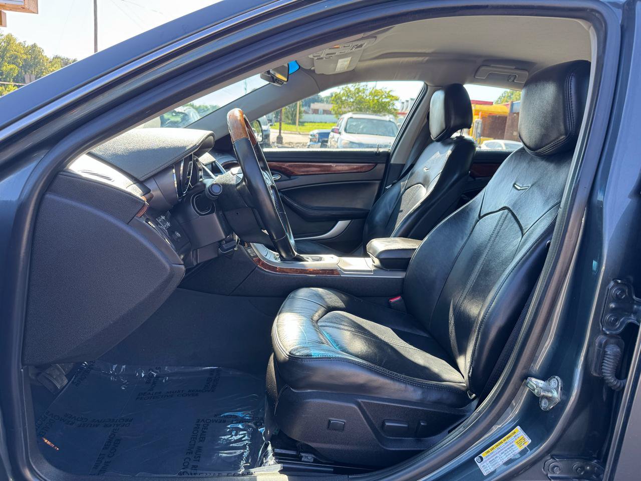 Used 2010 Cadillac CTS Luxury RWD image 10