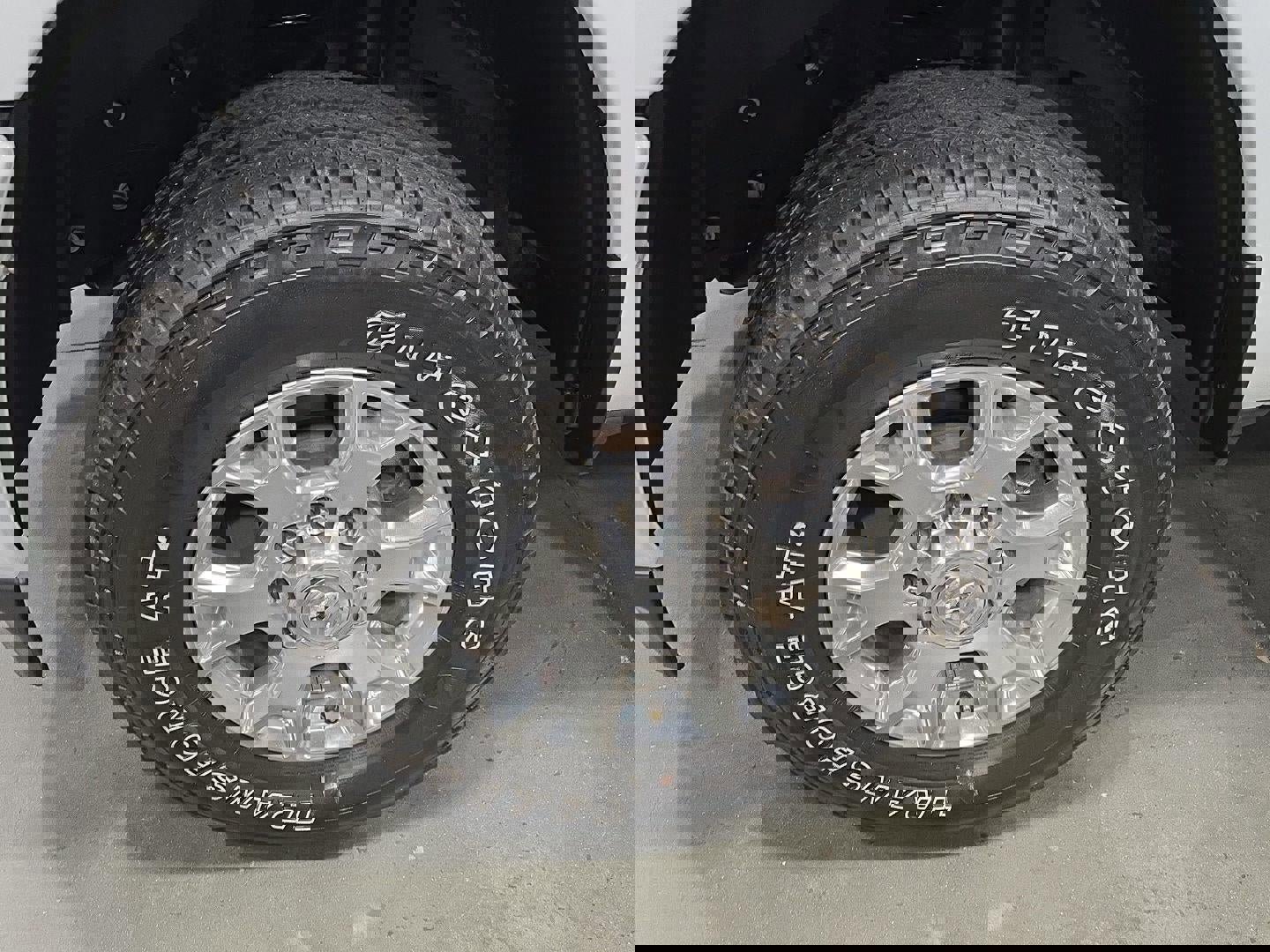 Used 2024 RAM 2500 Laramie image 28