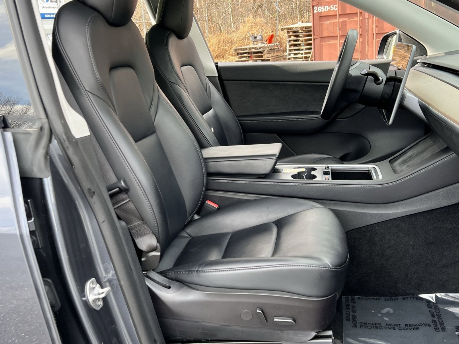 Used 2022 Tesla Model Y Long Range image 26