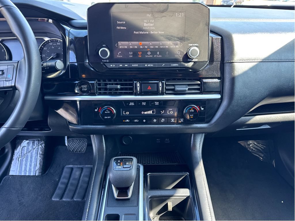 Used 2025 Nissan Pathfinder SV AWD/4WD image 20