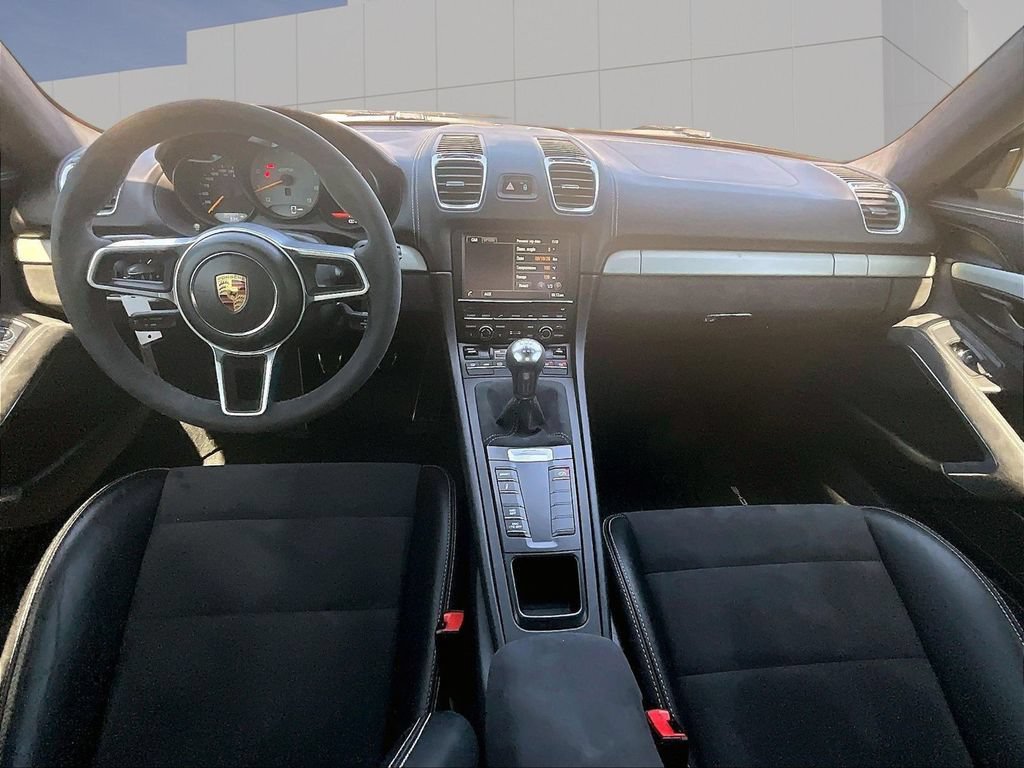 Certified 2016 Porsche Cayman GT4 RWD image 14