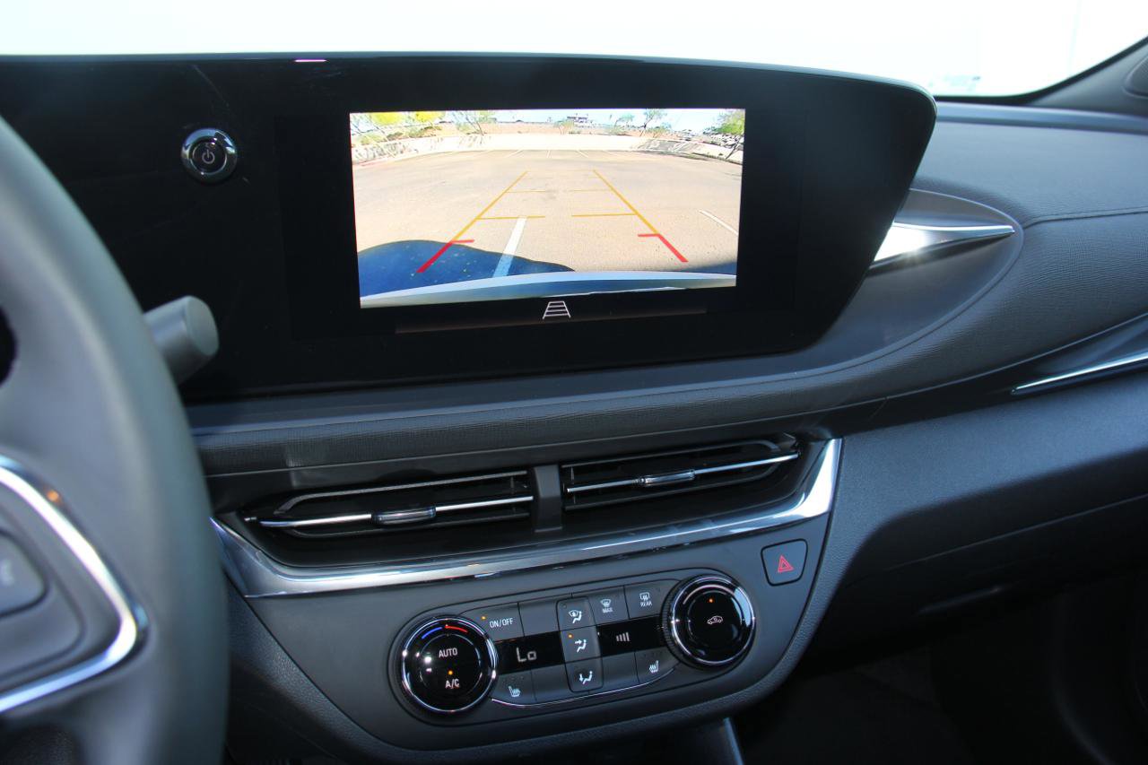 Used 2025 Buick Envista Preferred w/ Convenience I Package image 18