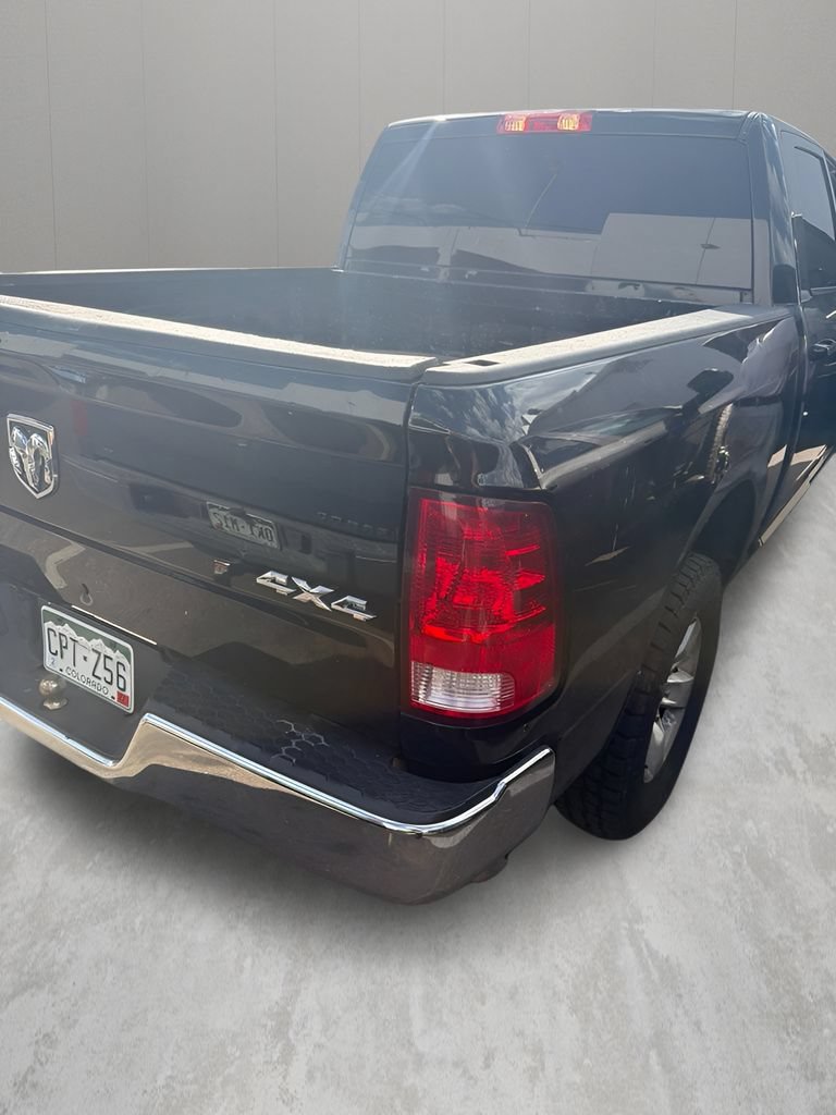 Used 2021 RAM 1500 Classic SLT AWD/4WD image 4