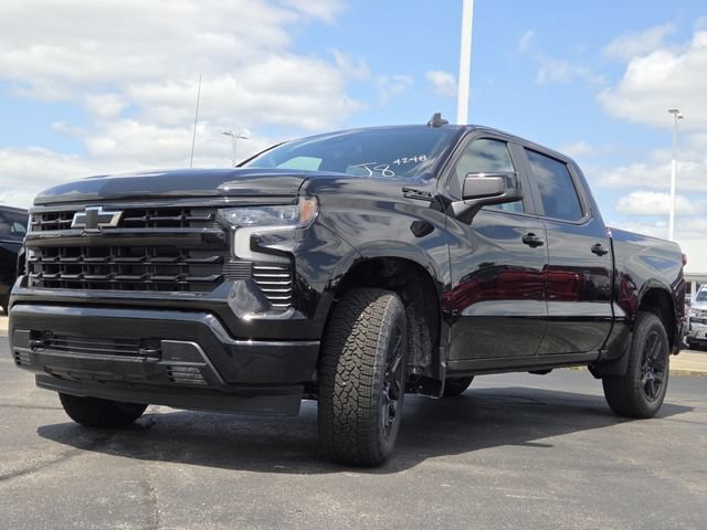New 2026 Chevrolet Silverado 1500 RST w/ Dark Appearance Package AWD/4WD image 13
