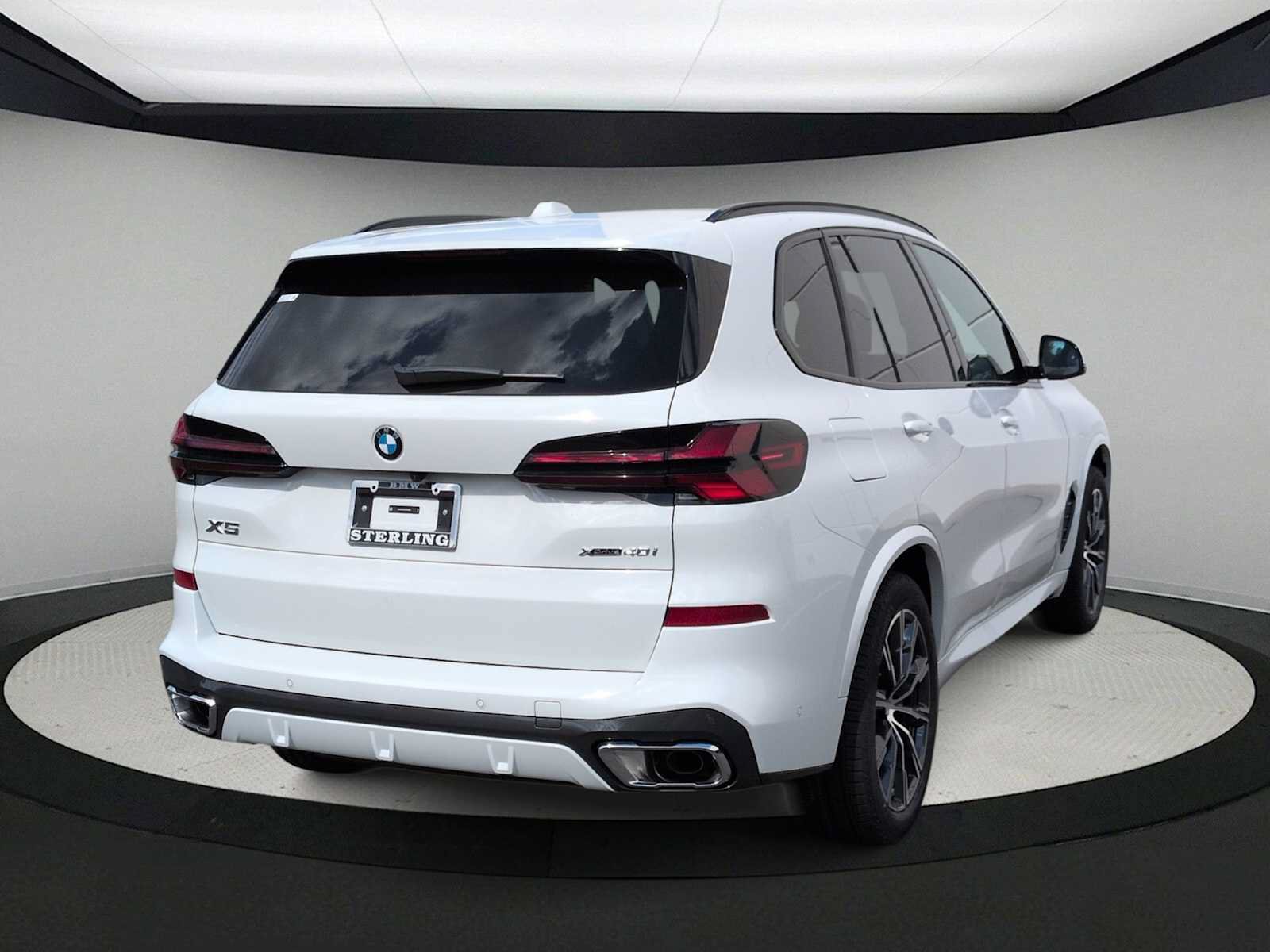 Used 2026 BMW X5 xDrive40i w/ Executive Package AWD/4WD image 8