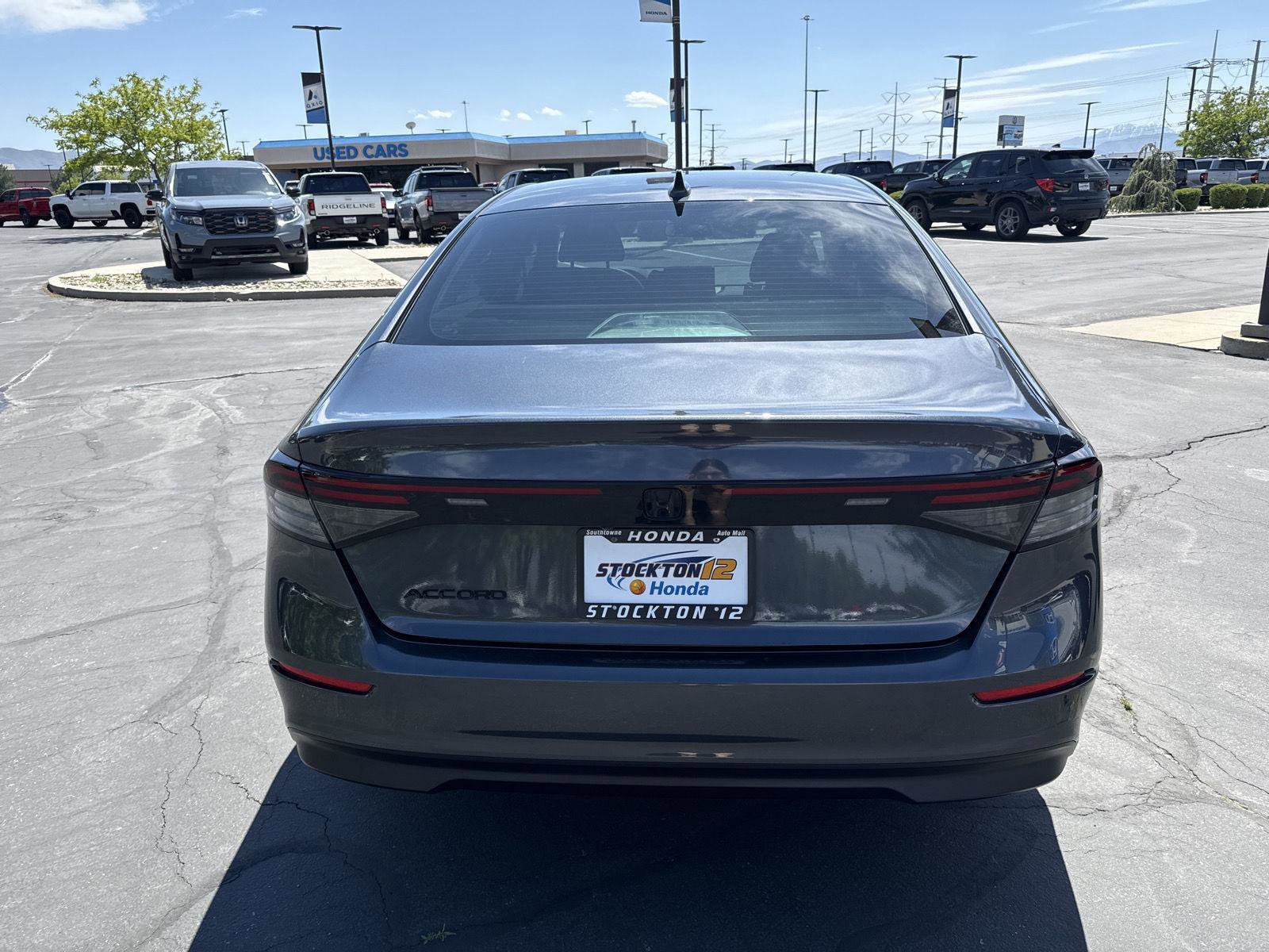 Used 2023 Honda Accord EX image 8