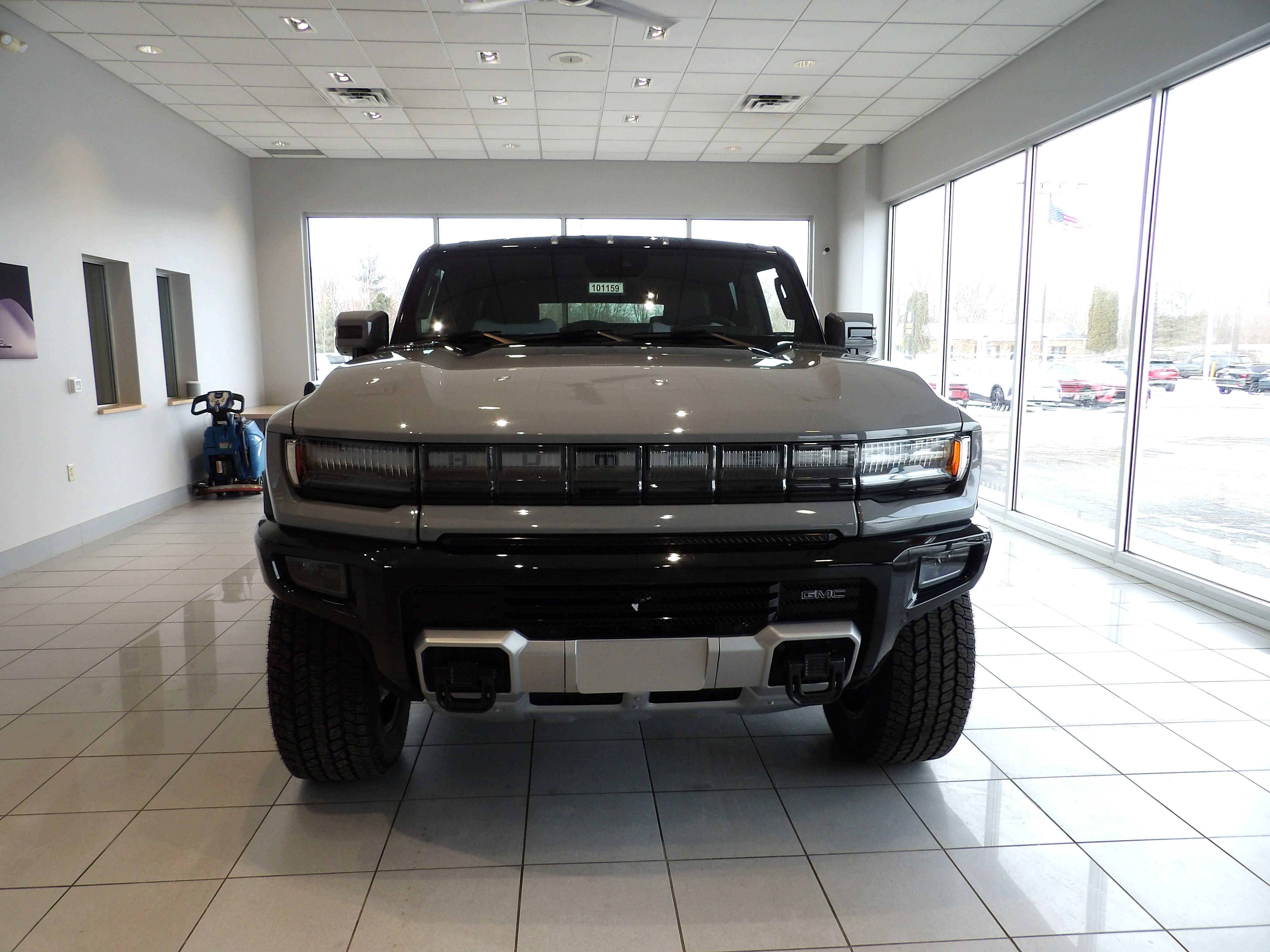 Used 2024 GMC Hummer EV 2X image 2