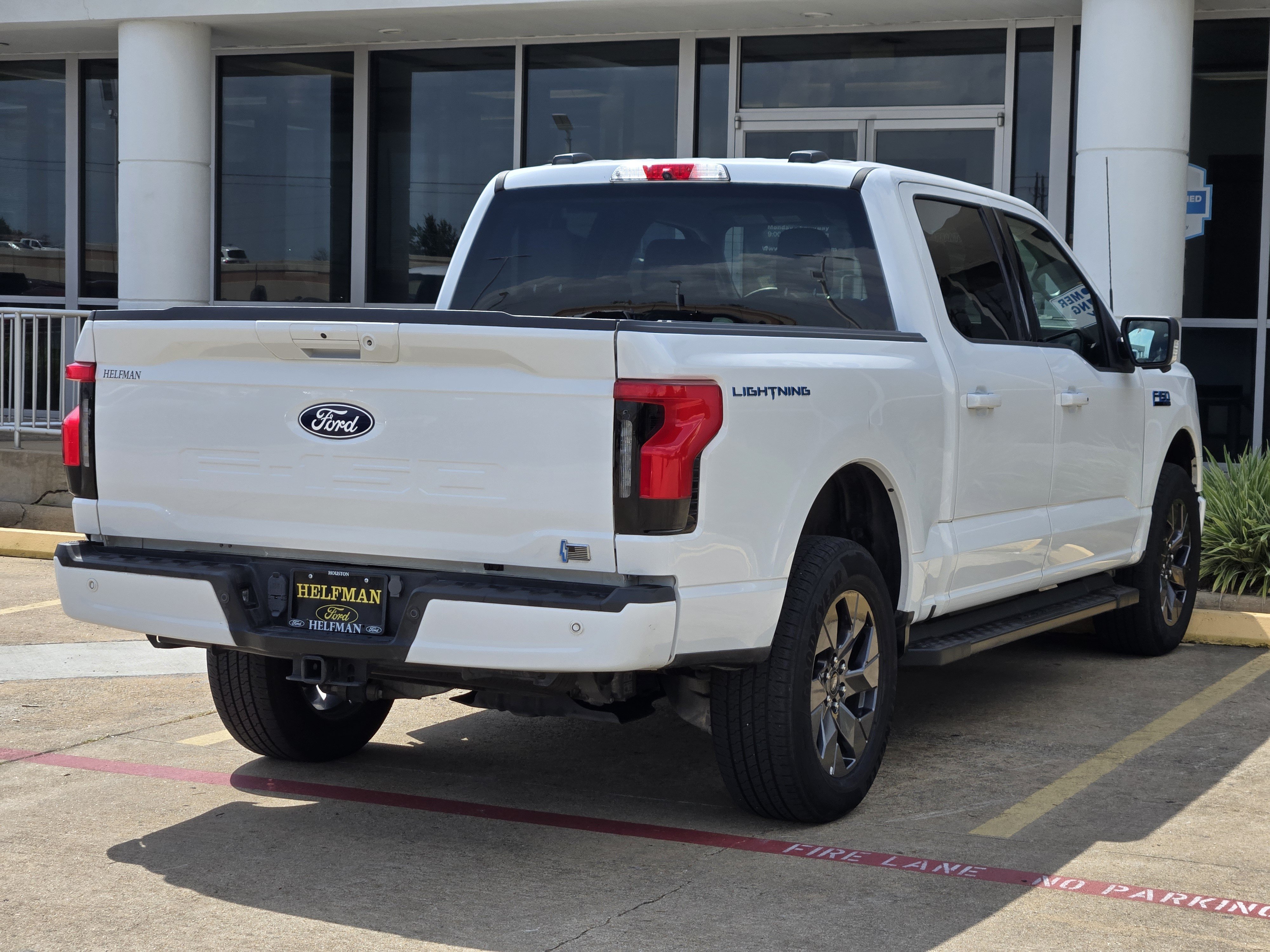 Used 2024 Ford F150 Lightning Flash AWD/4WD image 4
