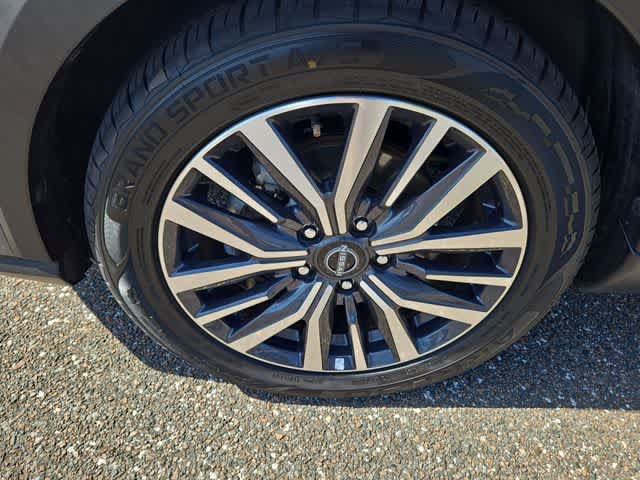 Used 2023 Nissan Kicks SV FWD image 13