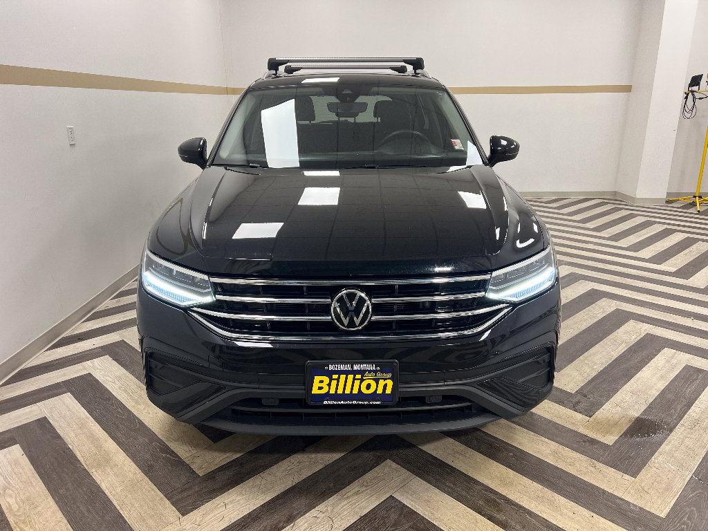 Used 2022 Volkswagen Tiguan SE w/ Panoramic Sunroof Package image 25
