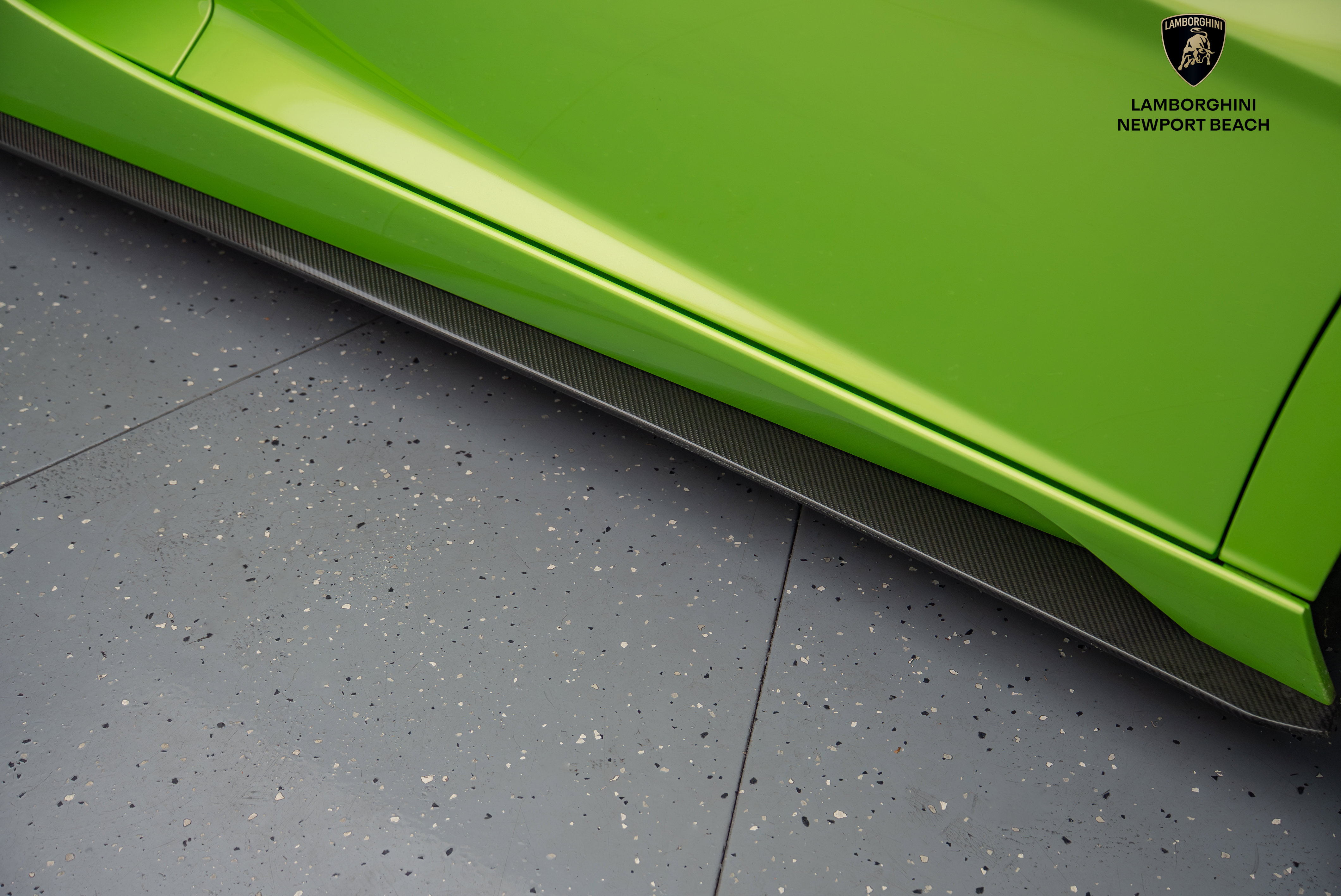 Used 2018 Lamborghini Aventador S image 5