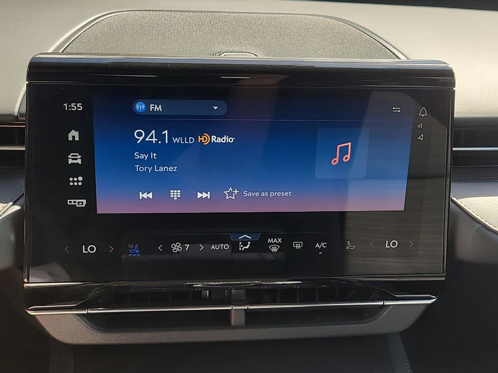 Used 2024 Lincoln Nautilus Reserve w/ Equipment Group 202A image 23