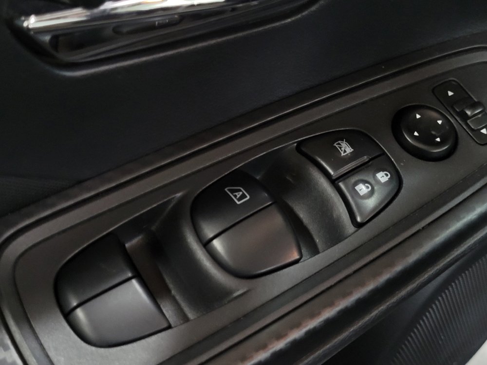 Used 2021 Nissan Versa SV image 27