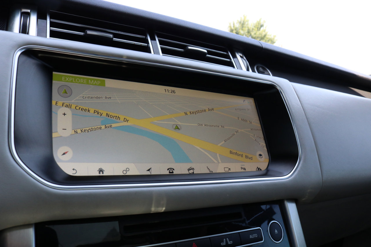 Used 2017 Land Rover Range Rover Supercharged image 28