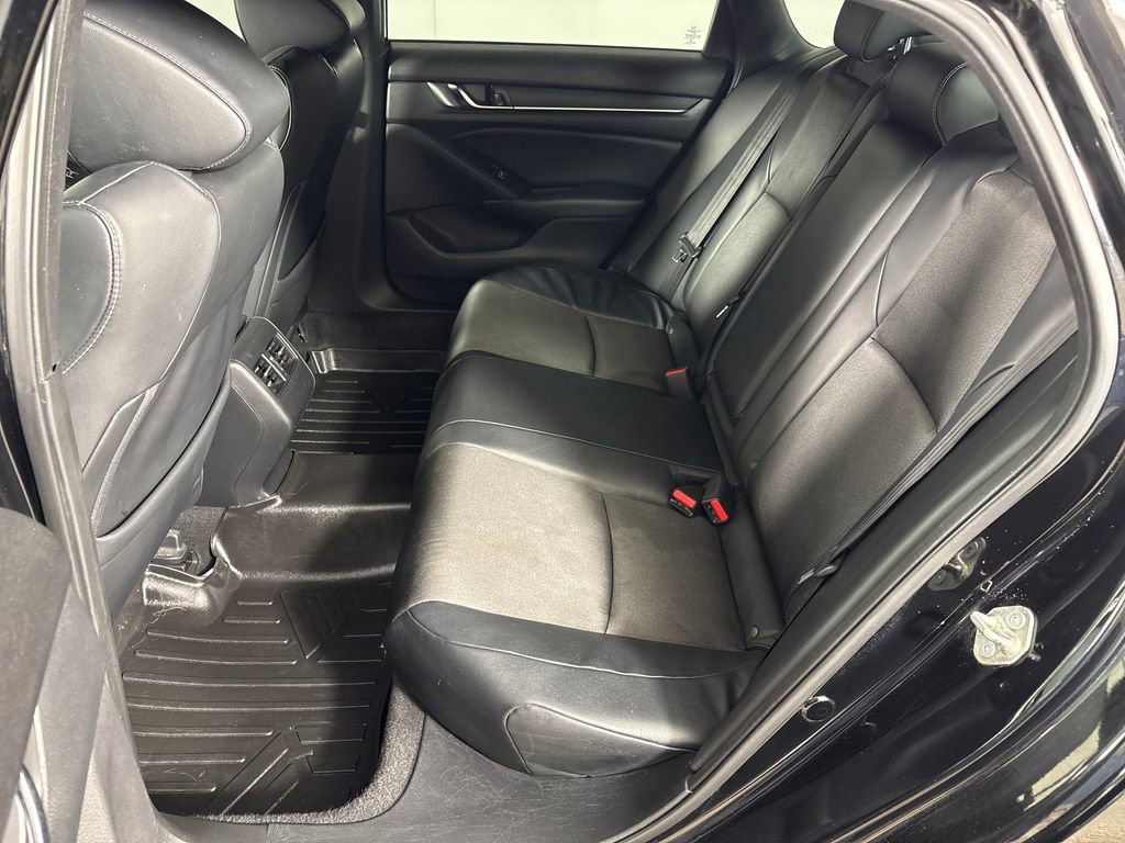 Used 2018 Honda Accord Sport image 29