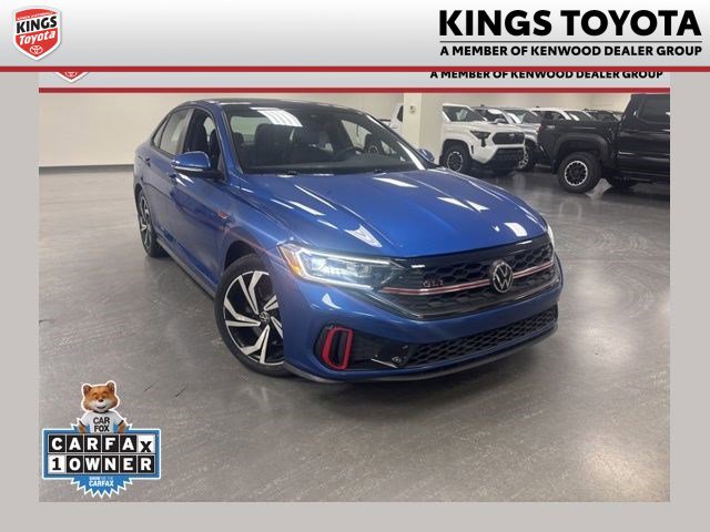 Used 2024 Volkswagen Jetta GLI Autobahn image 1
