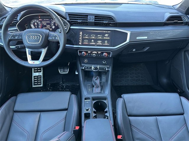 Certified 2025 Audi Q3 2.0T Premium Plus w/ Premium Plus Package image 17