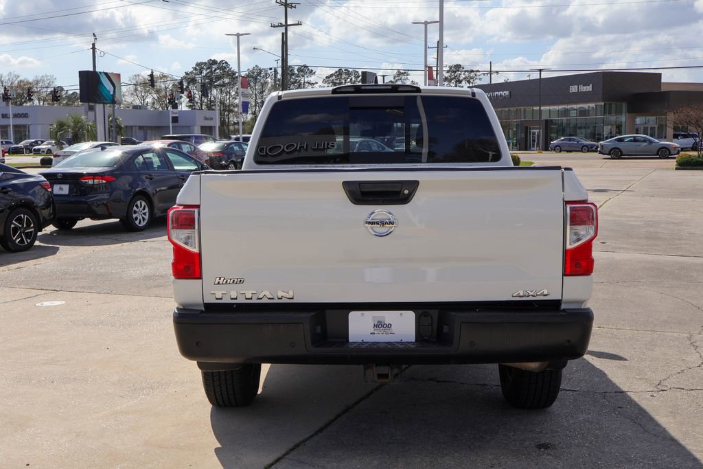 Used 2022 Nissan Titan S w/ S Utility Package image 18