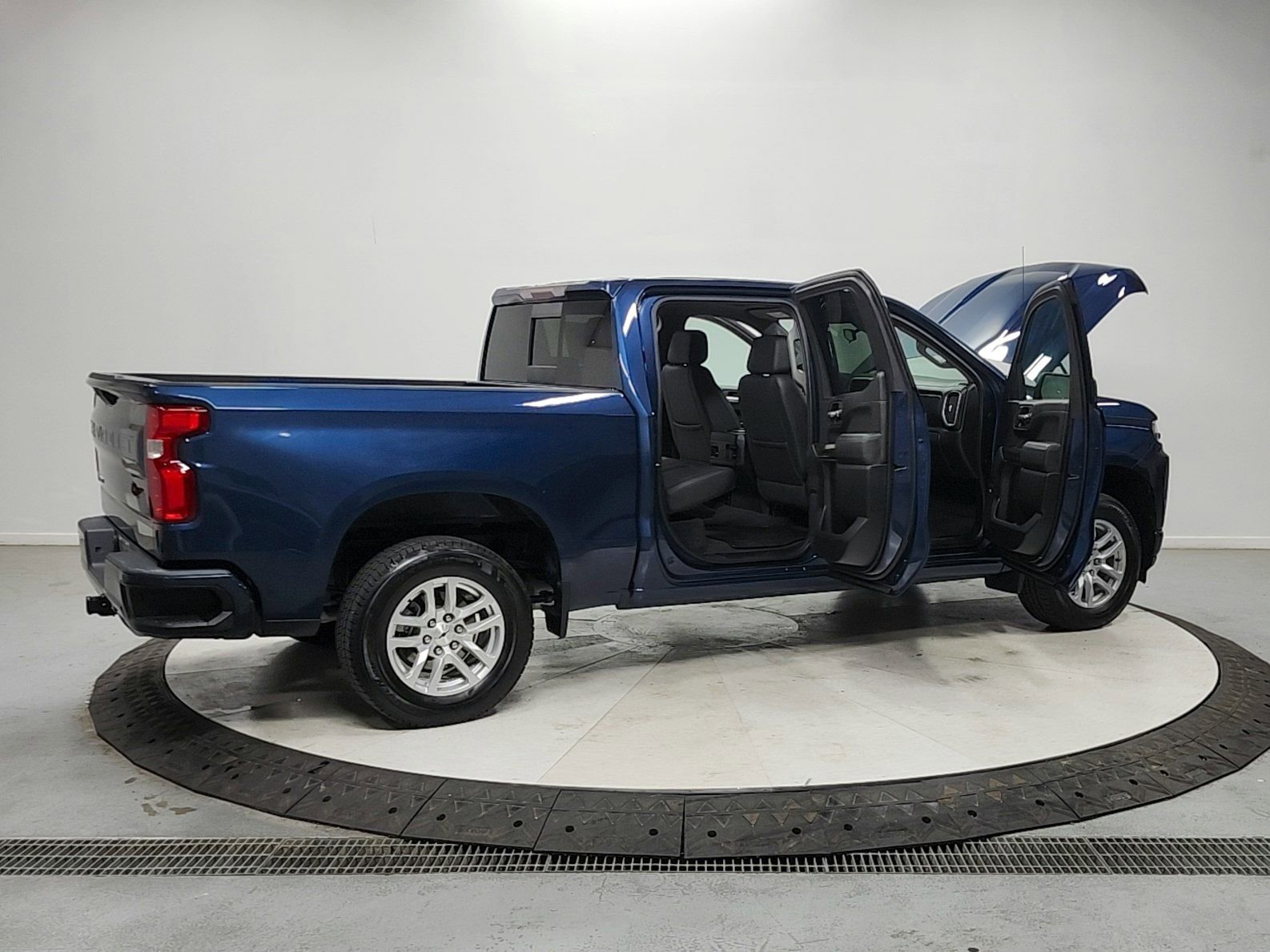 Used 2019 Chevrolet Silverado 1500 RST w/ All-Star Edition AWD/4WD image 15
