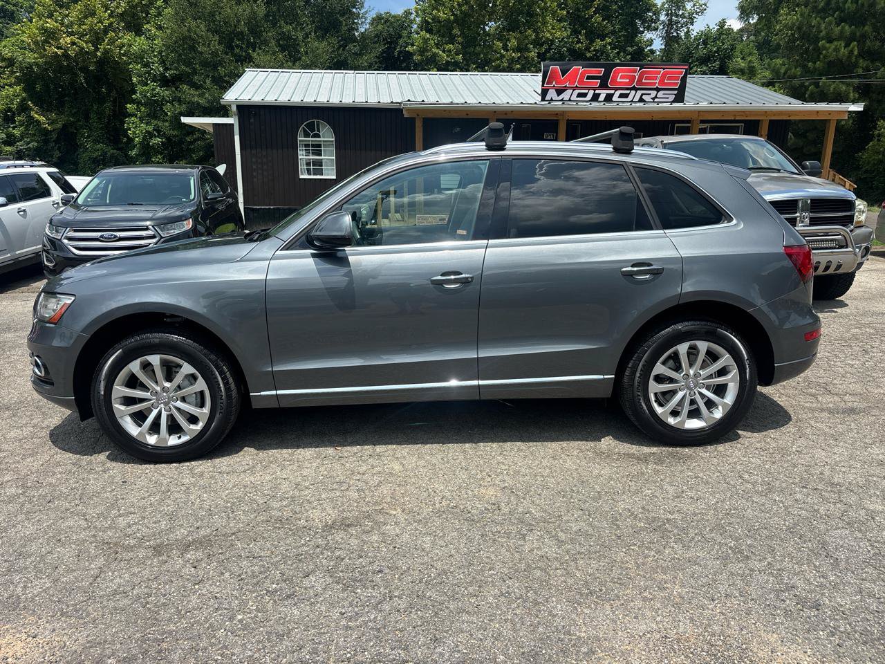 Used 2016 Audi Q5 2.0T Premium Plus w/ Premium Plus Package AWD/4WD image 2