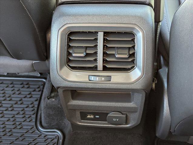 Used 2019 Volkswagen Tiguan SE w/ 3rd Row Seat Package image 16