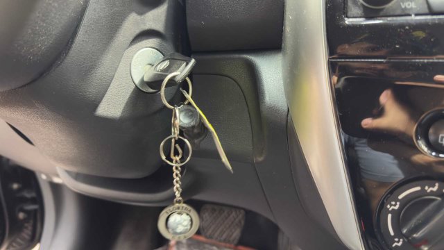 Used 2018 Nissan Versa Note SV FWD image 26