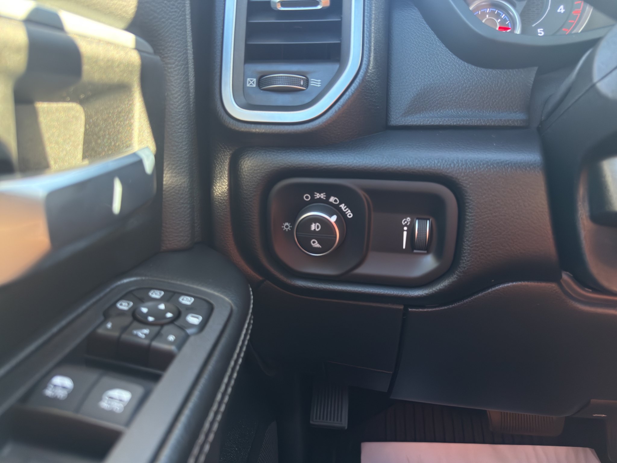 Used 2026 RAM 2500 Big Horn AWD/4WD image 23
