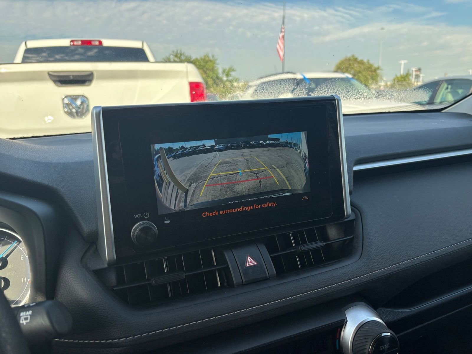 Used 2025 Toyota RAV4 LE image 17