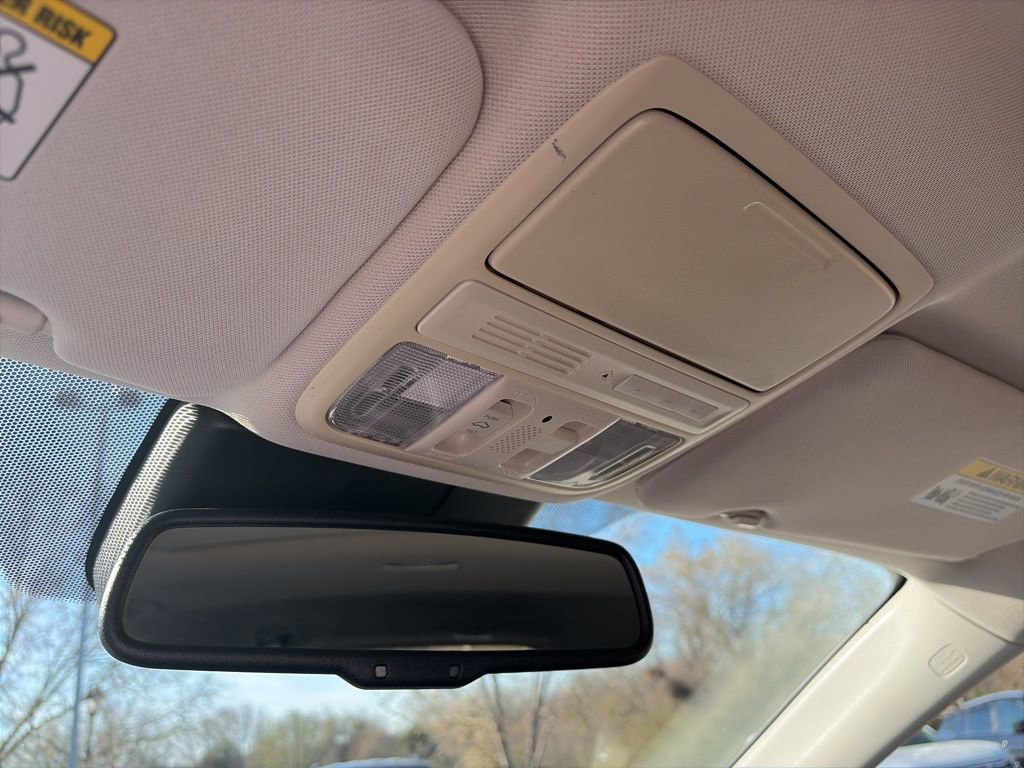 Used 2015 Honda CR-V Touring image 19