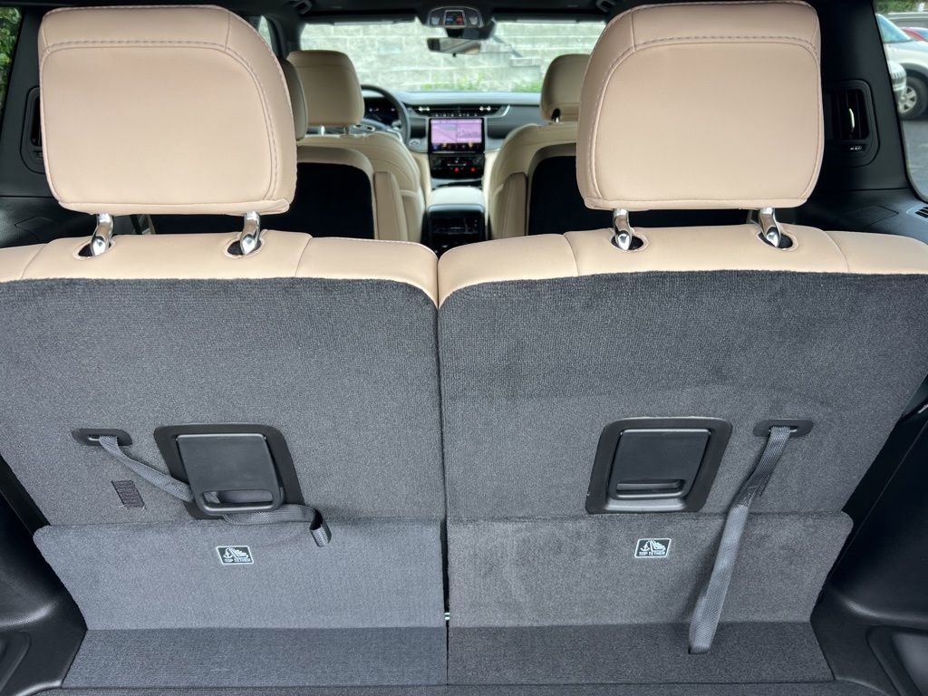 New 2025 Jeep Grand Cherokee L Limited image 10