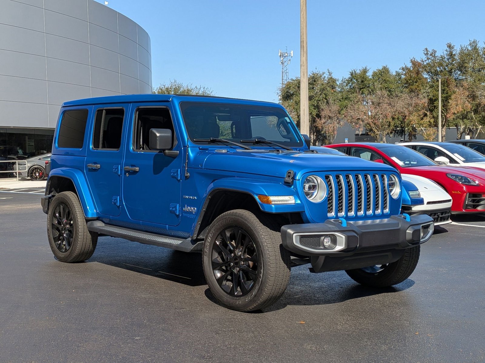 Used 2022 Jeep Wrangler Unlimited Sahara w/ Cold Weather Group image 6