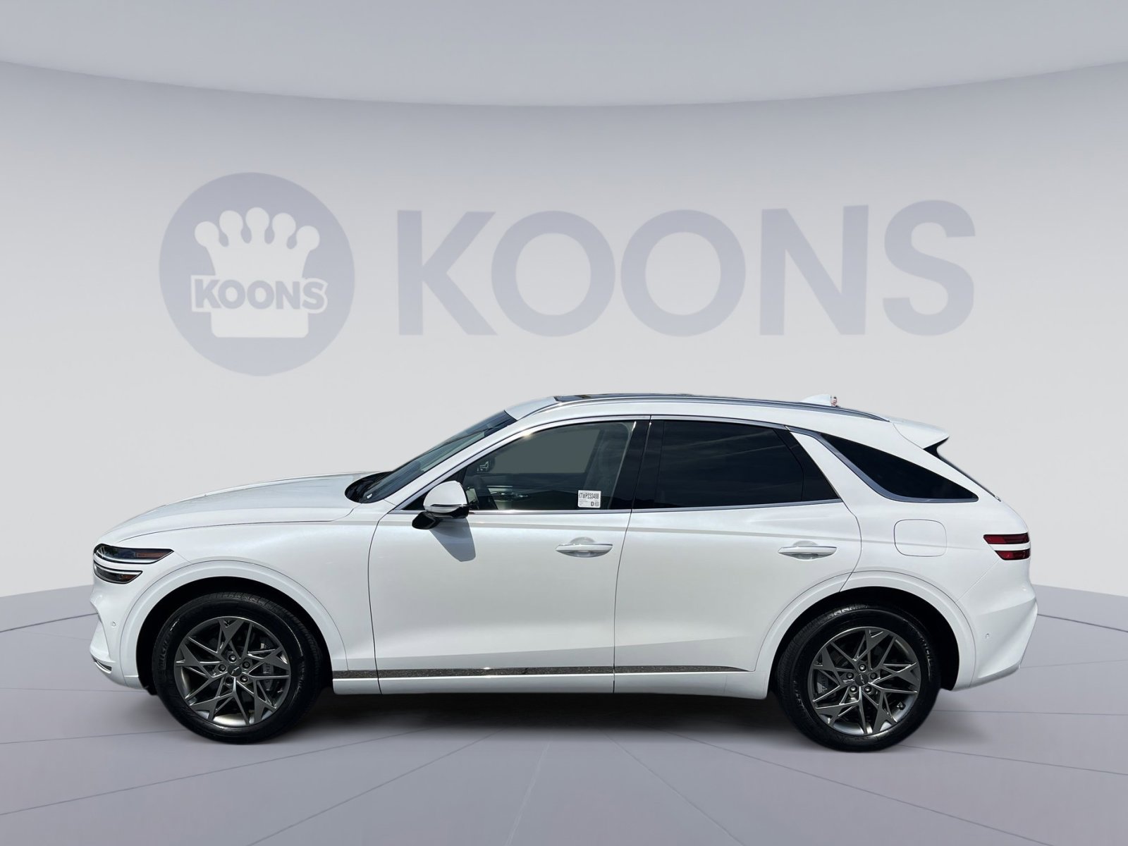 Used 2023 Genesis GV70 2.5T w/ Advanced Package image 13