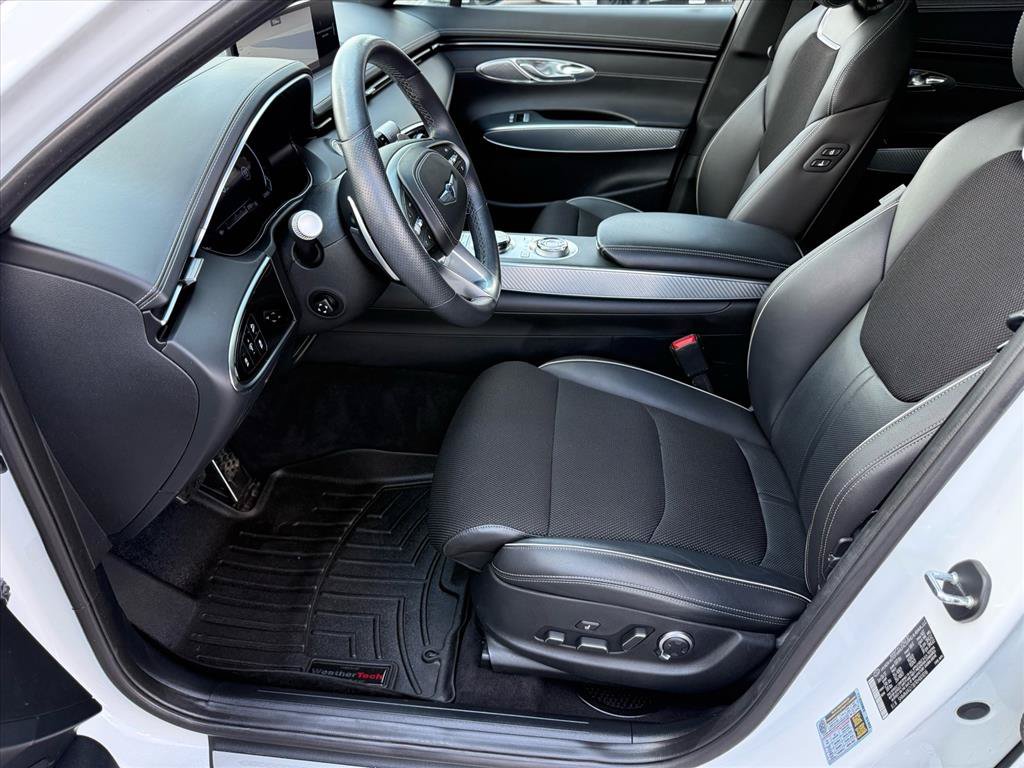 Used 2024 Genesis GV70 2.5T w/ Sport Prestige Package AWD/4WD image 10