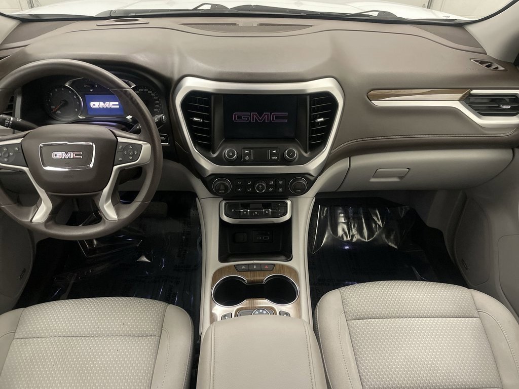 Used 2023 GMC Acadia SLE image 14