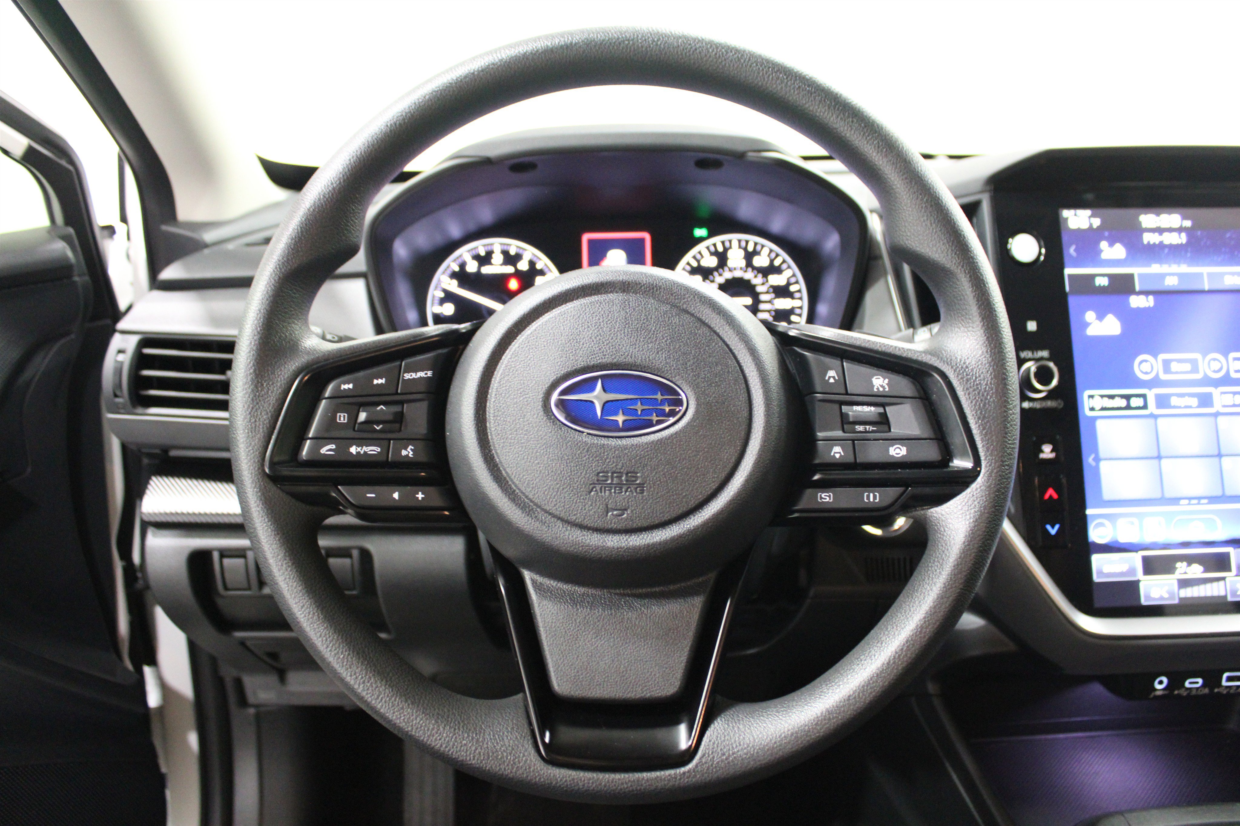 Used 2025 Subaru Crosstrek 2.0i Premium AWD/4WD image 9
