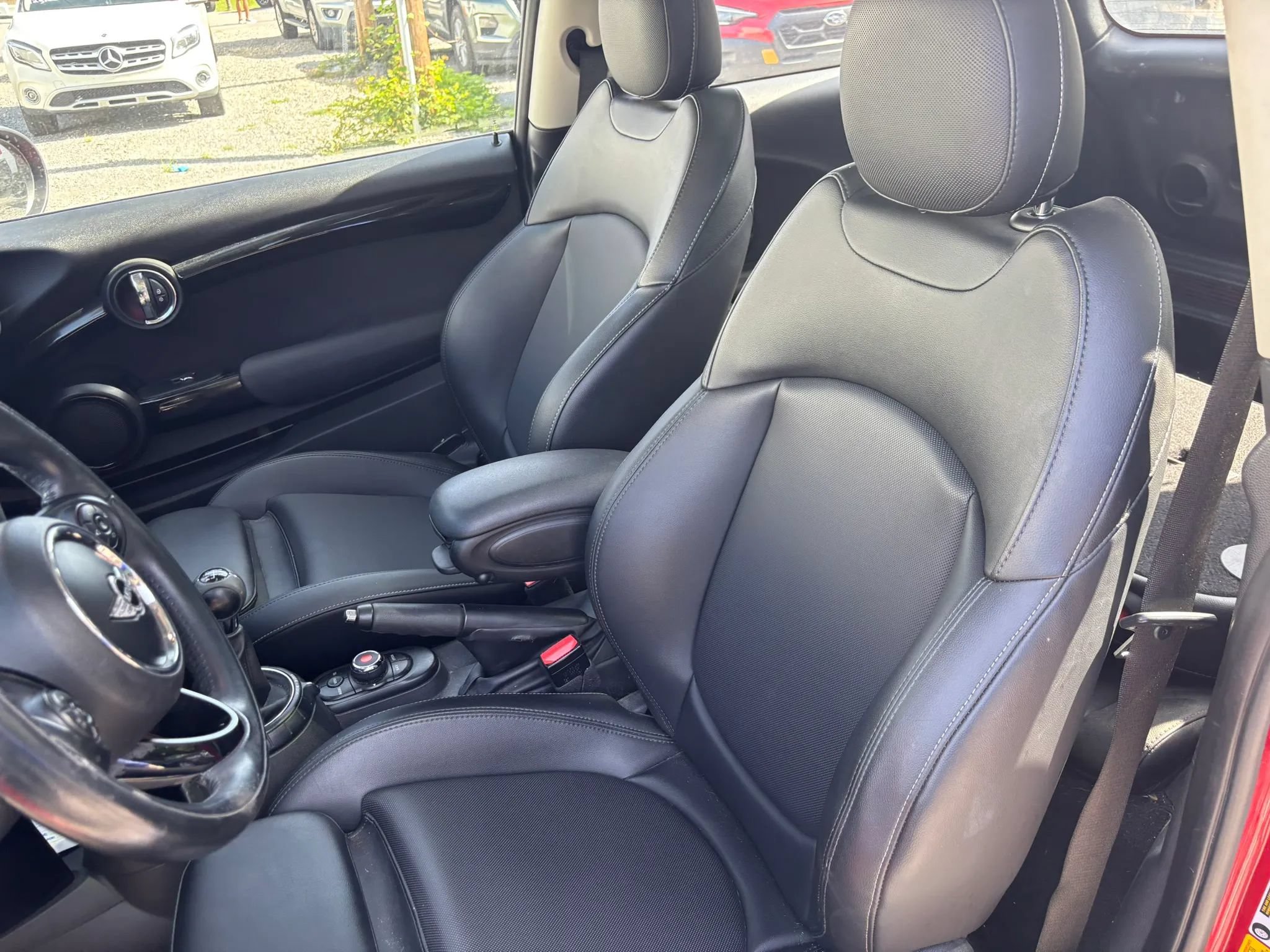 Used 2017 MINI Cooper S FWD image 11