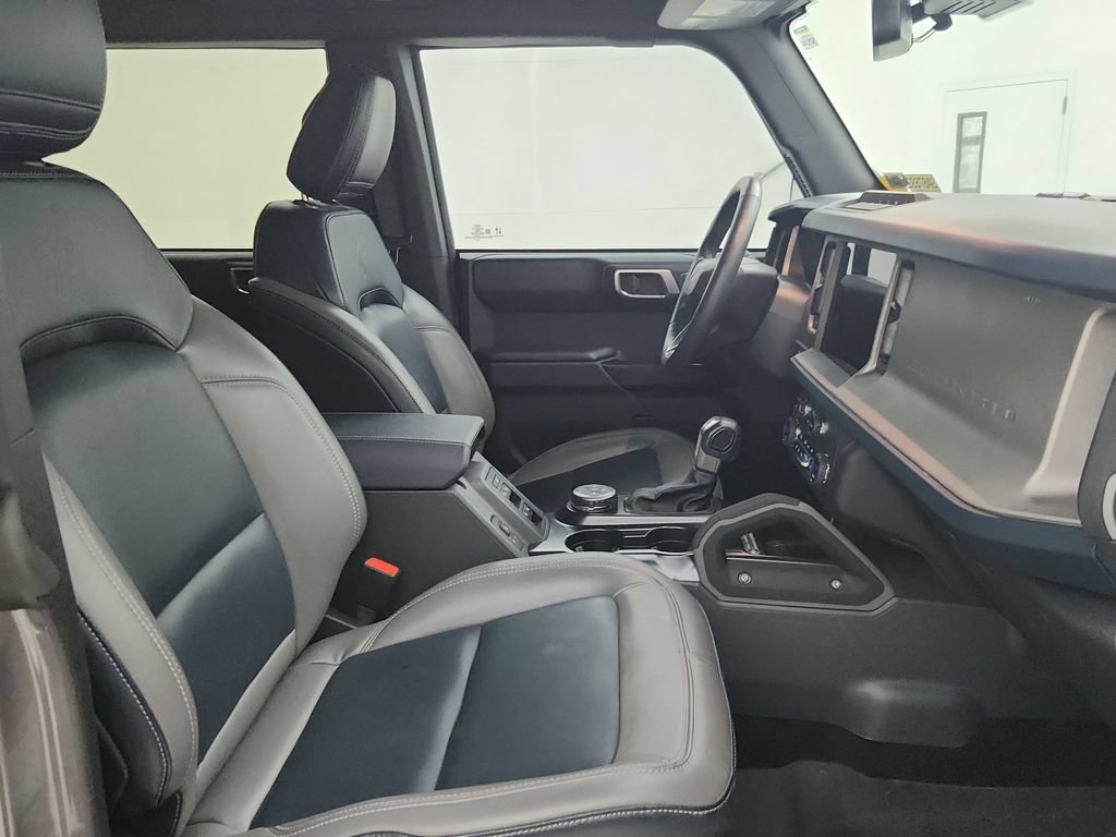Used 2024 Ford Bronco Outer Banks AWD/4WD image 36